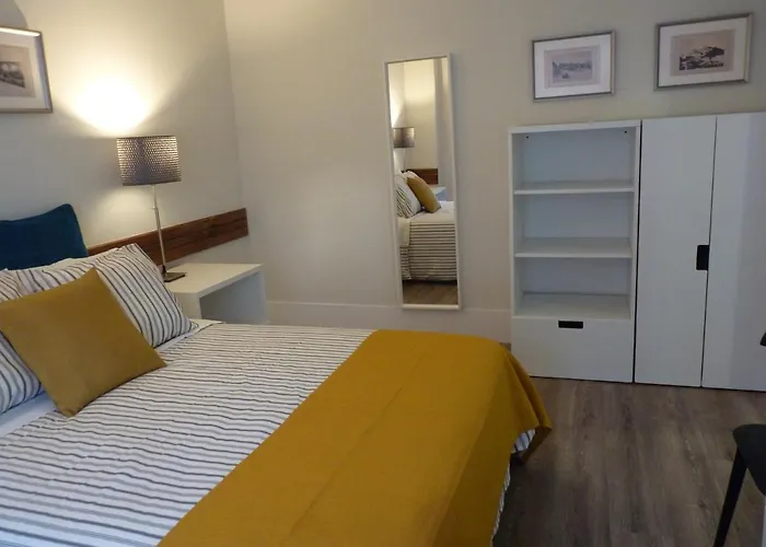 Confortable 1 Bedroom Apartment At Roma Avenue - 1A